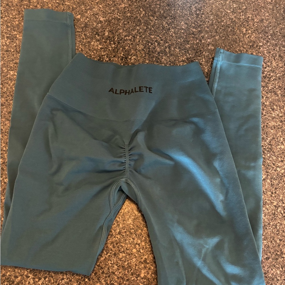 Alphalete Amplify Leggings